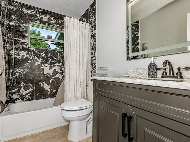 6311 Liberty St, Hollywood FL 33024