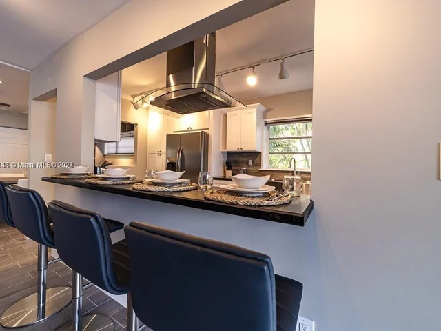 3451 NE 164th St, North Miami Beach FL 33160