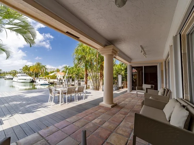 3451 NE 164th St, North Miami Beach FL 33160