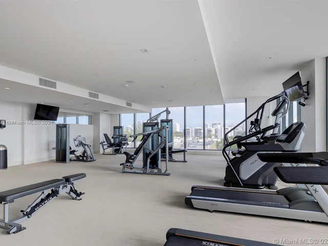 2960 NE 207th St # 1116, Aventura FL 33180