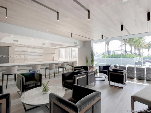 2960 NE 207th St # 1116, Aventura FL 33180