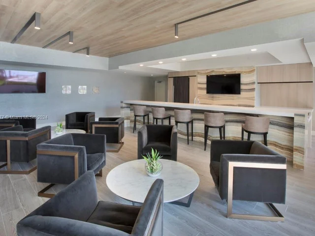 2960 NE 207th St # 1116, Aventura FL 33180