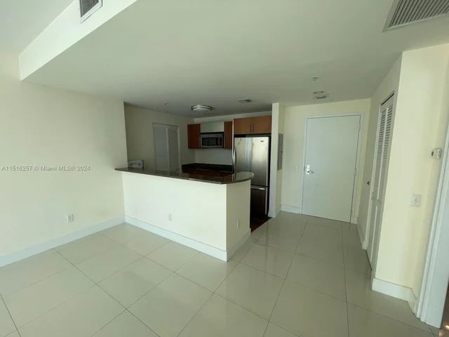 300 S Biscayne Blvd # 2406, Miami FL 33131