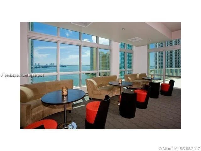 300 S Biscayne Blvd # 2406, Miami FL 33131