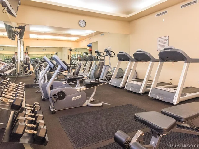 8877 Collins Ave # 404, Surfside FL 33154