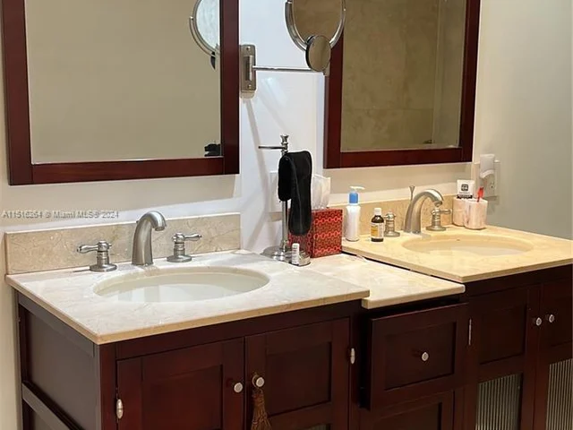 8877 Collins Ave # 404, Surfside FL 33154