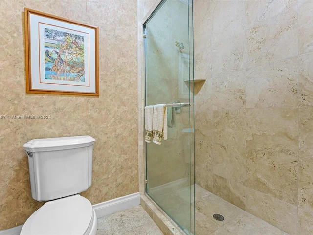 3605 N Bay Homes Dr, Miami FL 33133