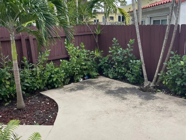 3477 SW 3rd Ave # A, Miami FL 33145