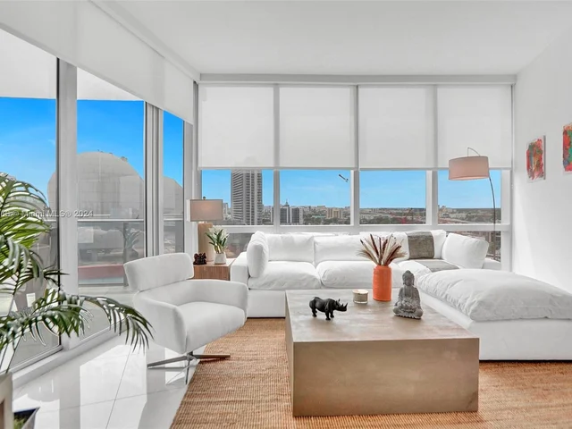 851 NE 1st Ave # 1004, Miami FL 33132