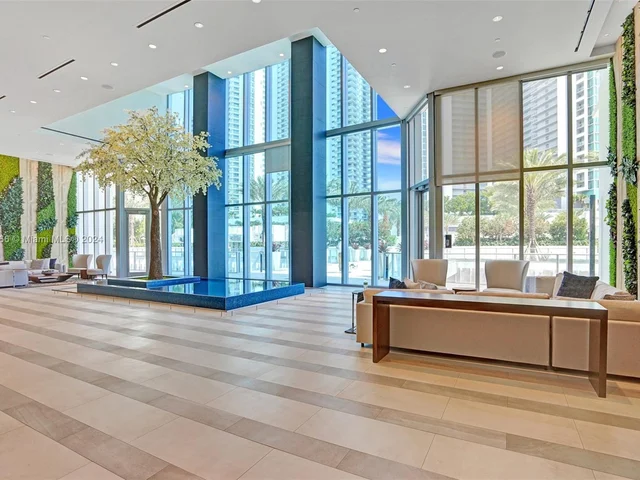 851 NE 1st Ave # 1004, Miami FL 33132