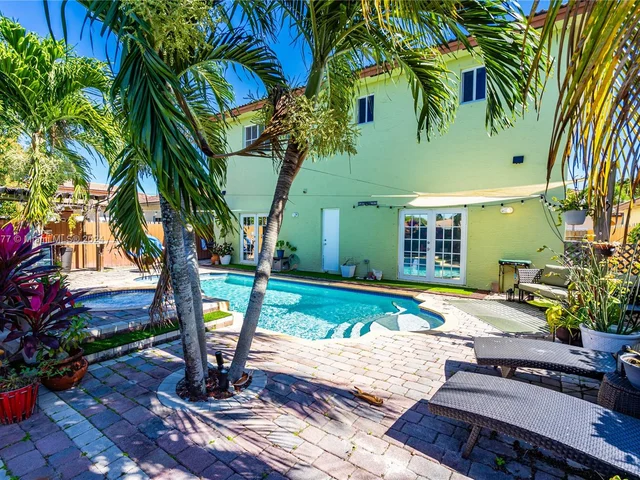 1350 NE 41st Pl, Homestead FL 33033