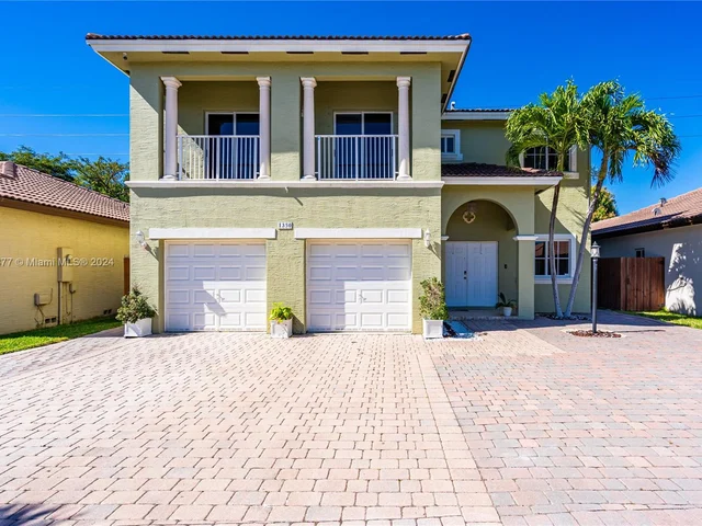 1350 NE 41st Pl, Homestead FL 33033