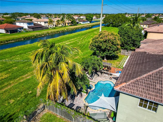 1350 NE 41st Pl, Homestead FL 33033