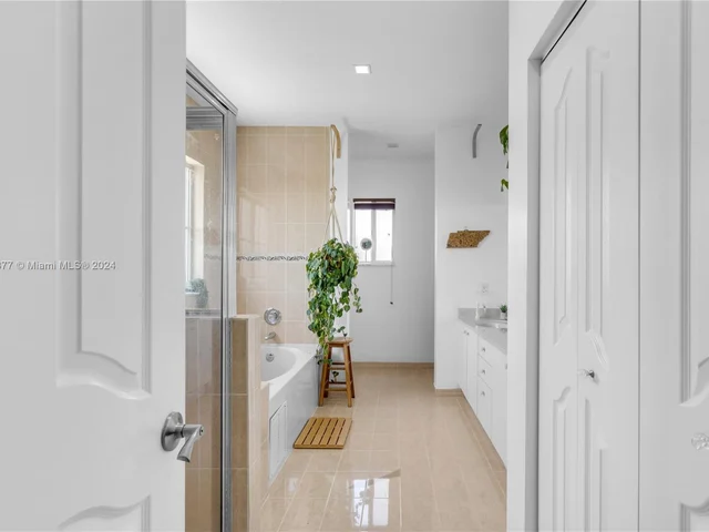 1350 NE 41st Pl, Homestead FL 33033