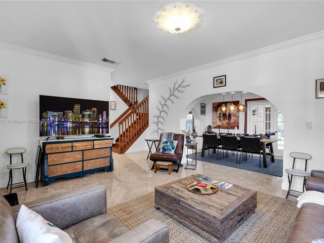 1350 NE 41st Pl, Homestead FL 33033