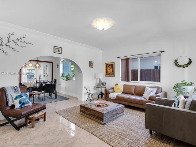 1350 NE 41st Pl, Homestead FL 33033