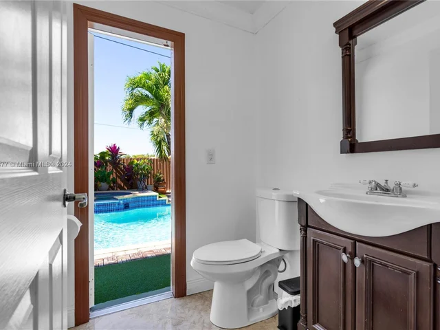 1350 NE 41st Pl, Homestead FL 33033