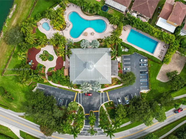 1350 NE 41st Pl, Homestead FL 33033