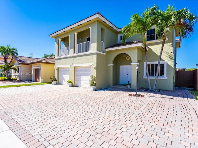 1350 NE 41st Pl, Homestead FL 33033