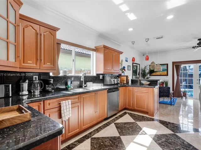 1350 NE 41st Pl, Homestead FL 33033