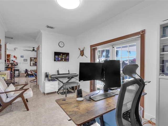 1350 NE 41st Pl, Homestead FL 33033