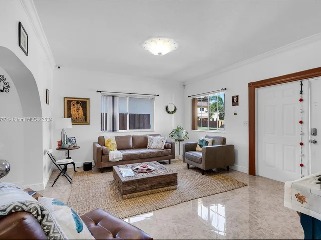 1350 NE 41st Pl, Homestead FL 33033