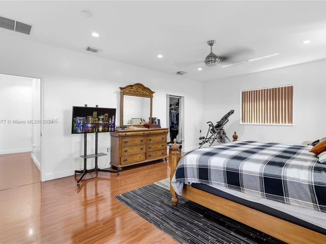 1350 NE 41st Pl, Homestead FL 33033