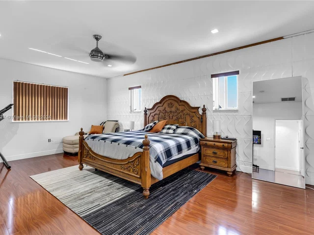 1350 NE 41st Pl, Homestead FL 33033