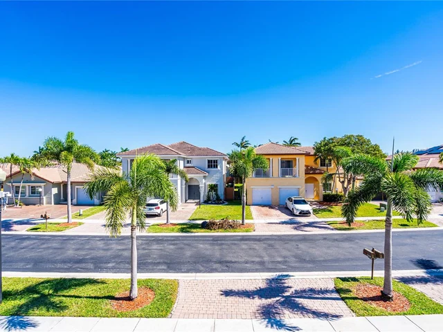 1350 NE 41st Pl, Homestead FL 33033