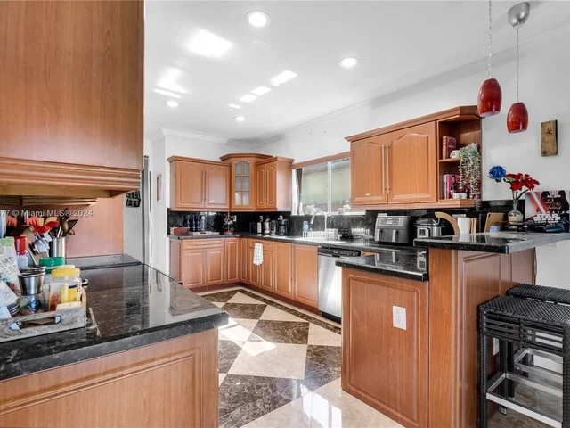 1350 NE 41st Pl, Homestead FL 33033