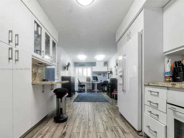 20416 NE 34th Ct # 17, Aventura FL 33180