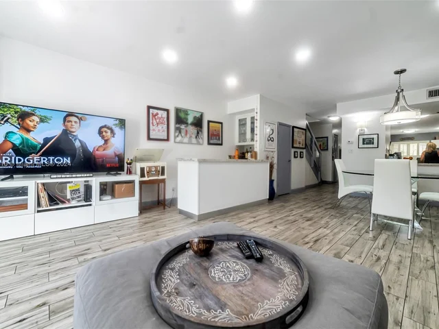 20416 NE 34th Ct # 17, Aventura FL 33180