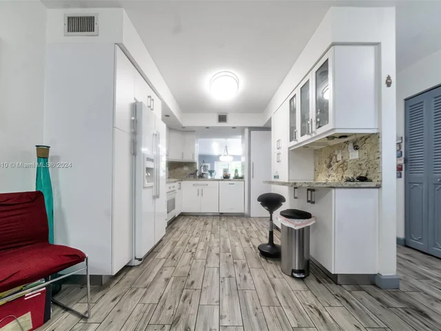 20416 NE 34th Ct # 17, Aventura FL 33180