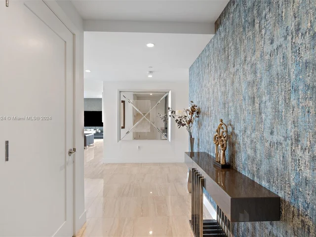 100 E Las Olas Blvd # 3201, Fort Lauderdale FL 33301