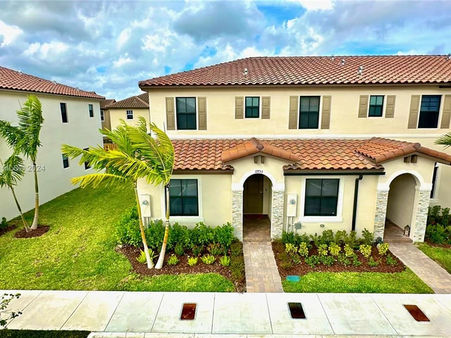 11753 SW 245th Ter, Homestead FL 33032