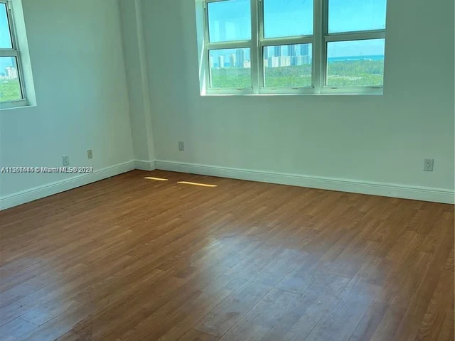 14951 Royal Oaks Ln # 1901, North Miami FL 33181