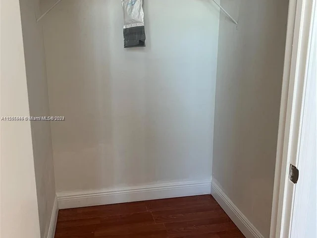 14951 Royal Oaks Ln # 1901, North Miami FL 33181