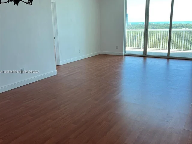 14951 Royal Oaks Ln # 1901, North Miami FL 33181
