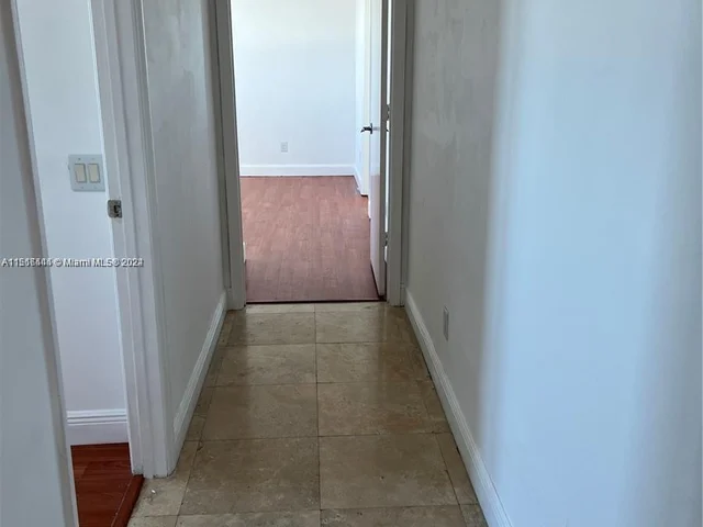 14951 Royal Oaks Ln # 1901, North Miami FL 33181