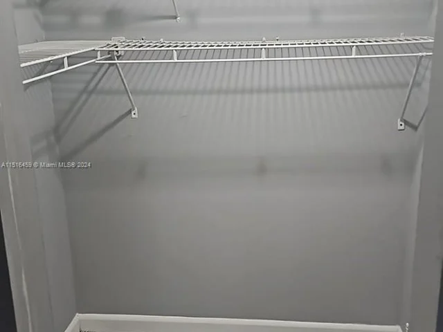 7825 Fairview Dr # 209, Tamarac FL 33321