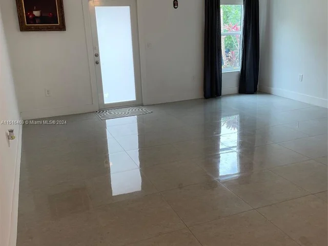 248 Carlisle Dr, Miami Springs FL 33166