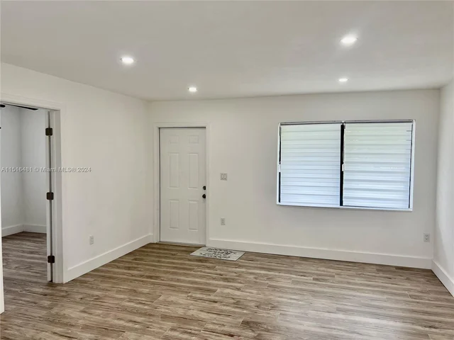 3530 NW 197th St, Miami Gardens FL 33056