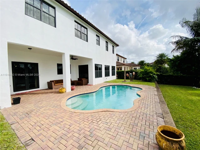 3172 NW 82nd Way, Cooper City FL 33024