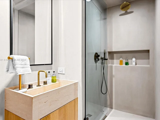 7954 Fisher Island Dr # 7954, Miami Beach FL 33109