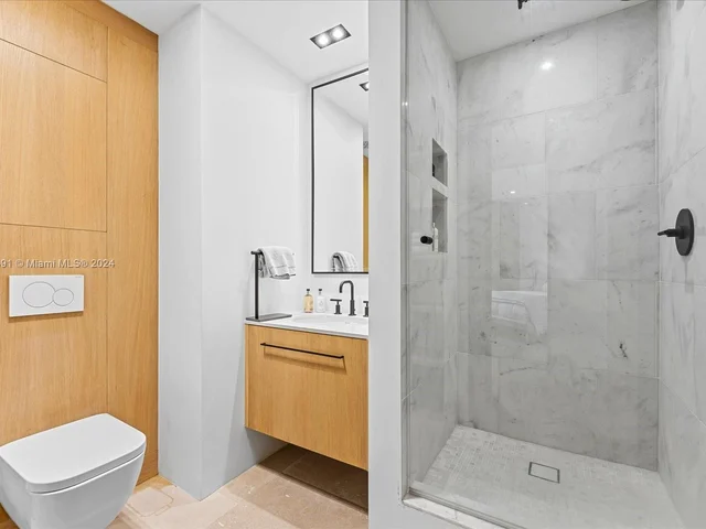 7954 Fisher Island Dr # 7954, Miami Beach FL 33109