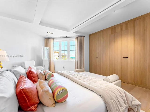 7954 Fisher Island Dr # 7954, Miami Beach FL 33109