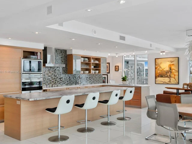 1445 16th St, Miami Beach FL 33139