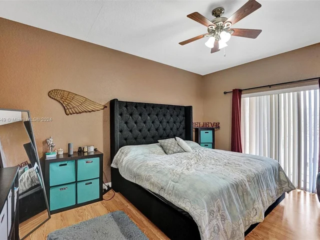 385 NE 31st Ave, Homestead FL 33033