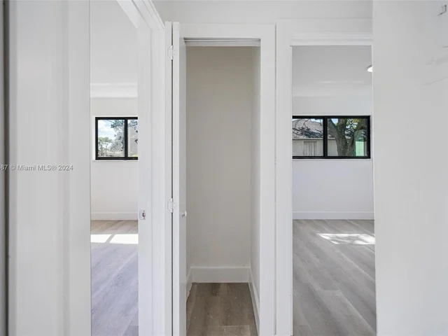 1521 NW 55th Ave, Lauderhill FL 33313