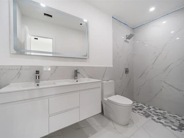 1521 NW 55th Ave, Lauderhill FL 33313